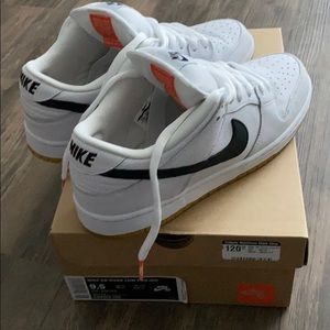 Nike sb dunk low orange label